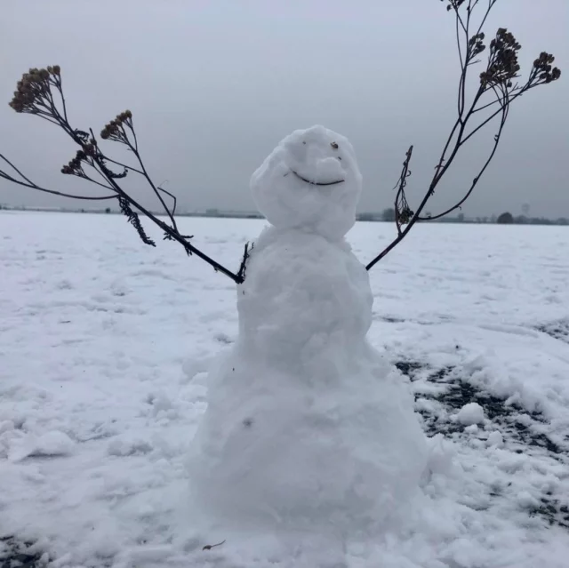 Keep smiling 😊 Wir sehen uns nächstes Jahr. Kommt gut und gesund rüber ❤️ 
#staysafe #newyearseve #tempelhoferfeld #schillerkiez